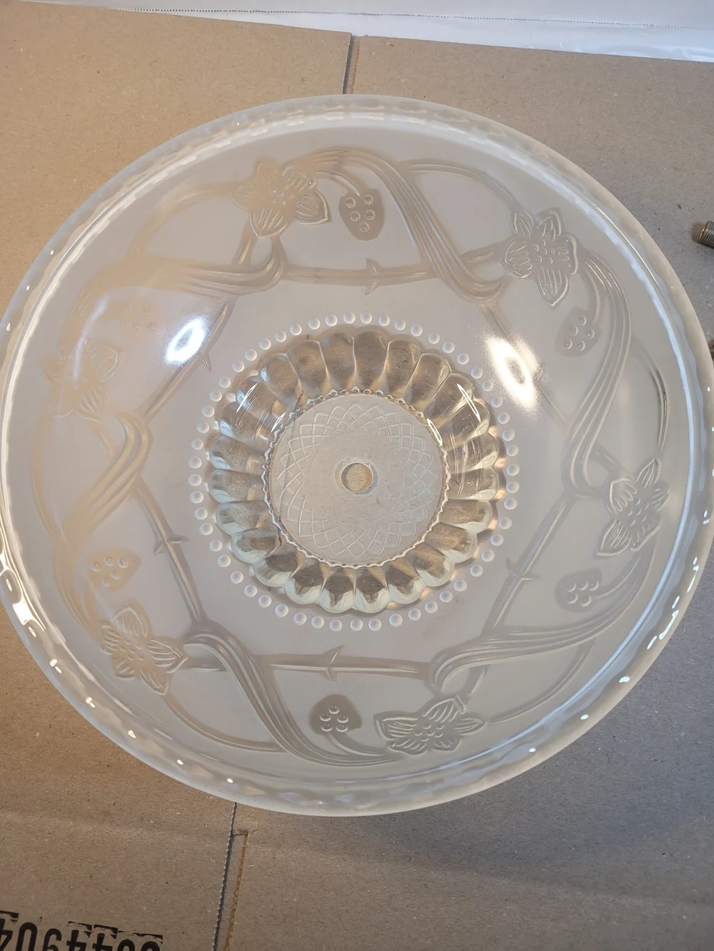 Vintage 10 inch Frosted Embossed Glass Ceiling Light Shade Deco Flowers (A1)